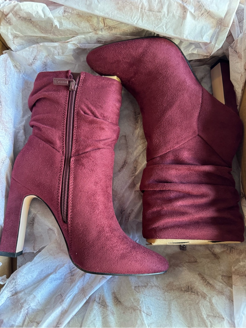 Women's Burgundy Suede High-Heel Booties size 5